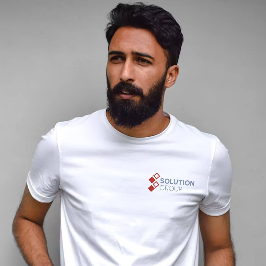 T-shirt personalizzata con logo