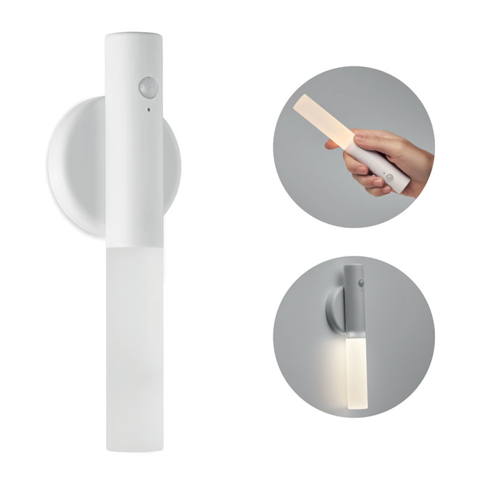 Luce ricaricabile con sensore — gadget promozionale personalizzabile con il tuo logo