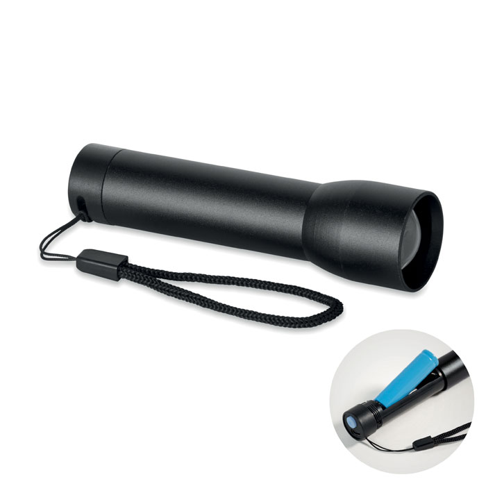 Torcia ricaricabile in alluminio riciclato con diverse impostazioni di luce e funzione zoom in/out — gadget promozionale personalizzabile con il tuo logo