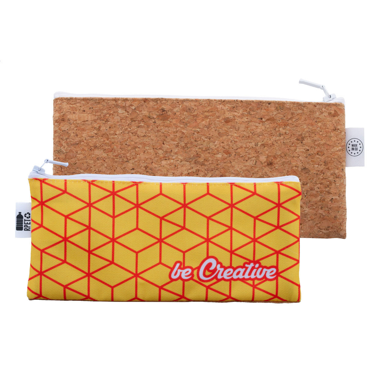 Astuccio per penne in poliestere 600D RPET, dorso in sughero naturale e cerniera; personalizzabile con stampa in sublimazione su tutta la superficie ed etichetta RPET — gadget promozionale personalizzabile con il tuo logo