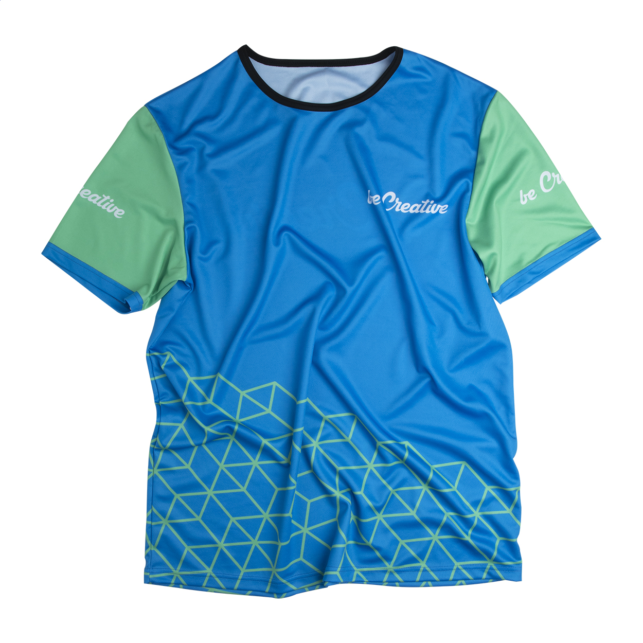 T-shirt sportiva traspirante, con grafica stampata in sublimazione su tutta la superficie — gadget promozionale personalizzabile con il tuo logo