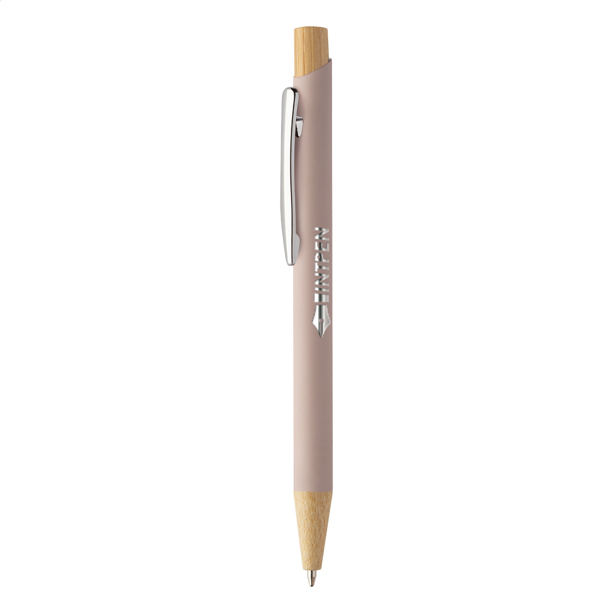 Penna a sfera in alluminio riciclato con parti in bambù, clip cromata, refill blu e speciale rivestimento gommato per incisione laser a specchio — gadget promozionale personalizzabile con il tuo logo